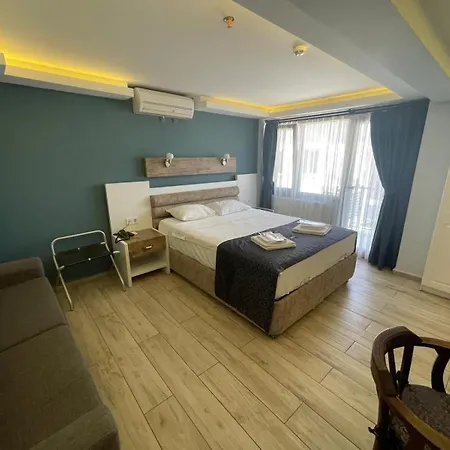 Ada Marin Hotel *